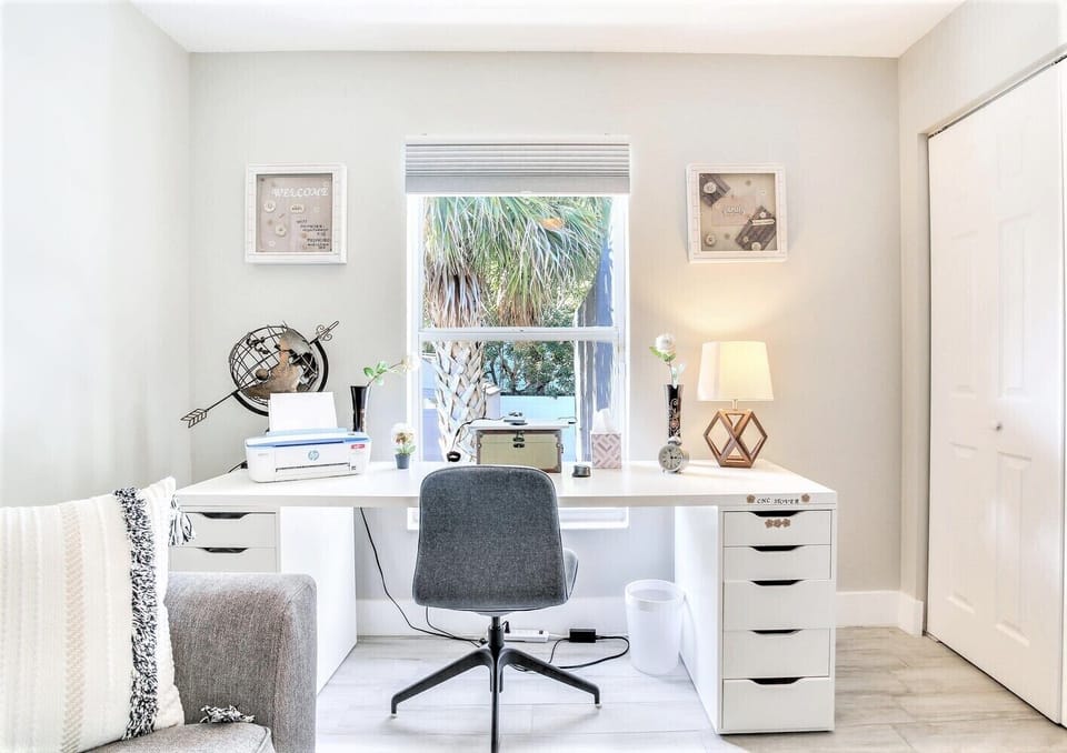 3rd Bedroom/ Office