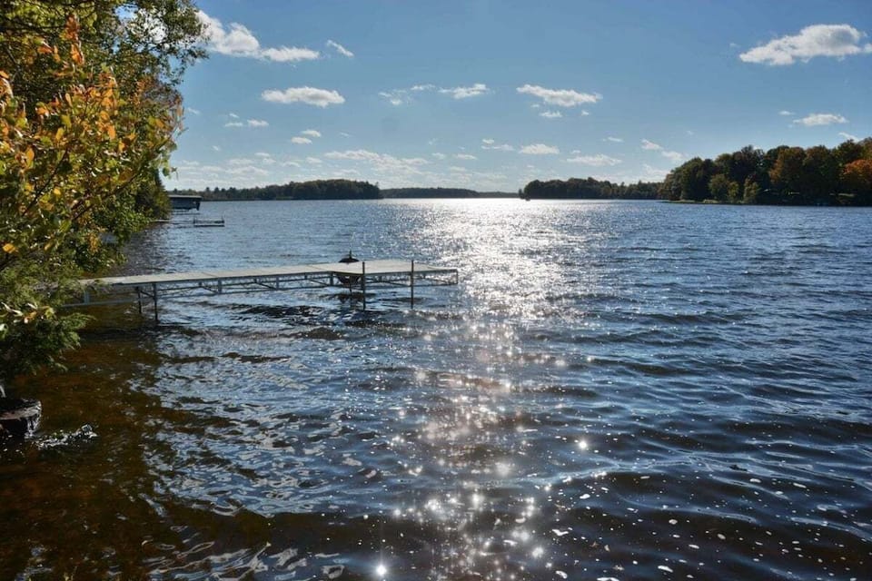 Let your next your vacation sparkle with this fun cabin.