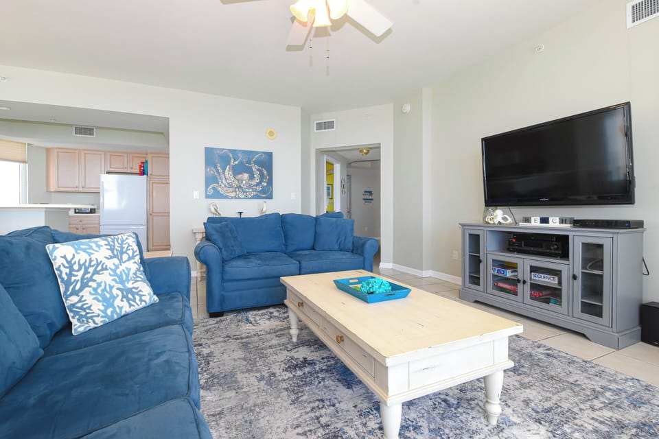 Silver Beach Towers East 1606 - Living Area
