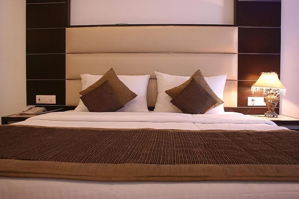 In-room safe, desk, blackout drapes, iron/ironing board