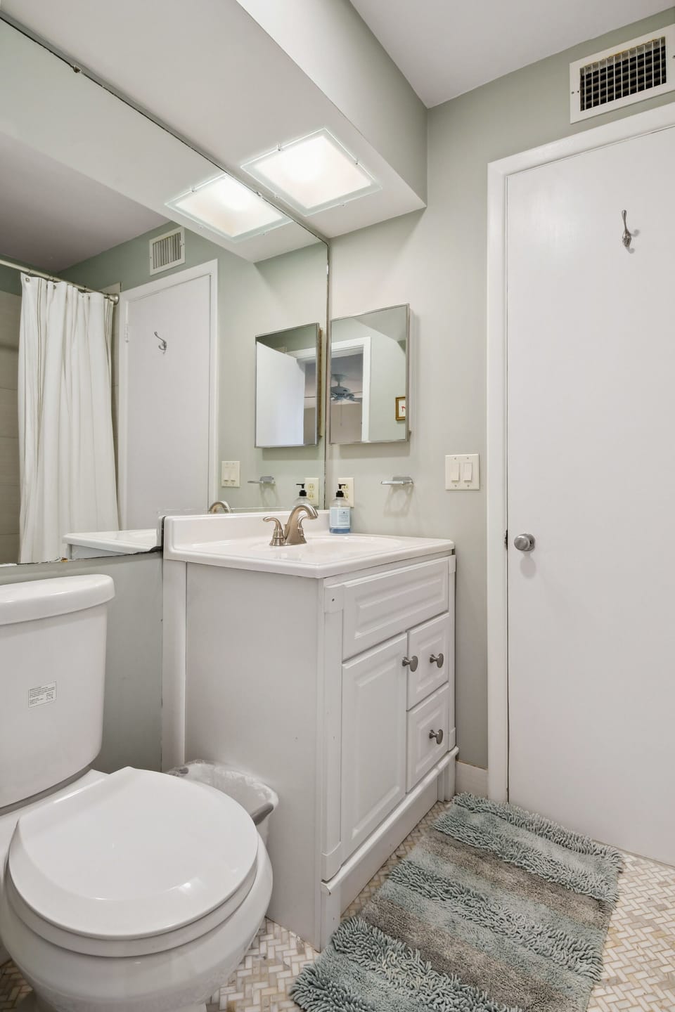 Jack and Jill bathroom with tub shower 