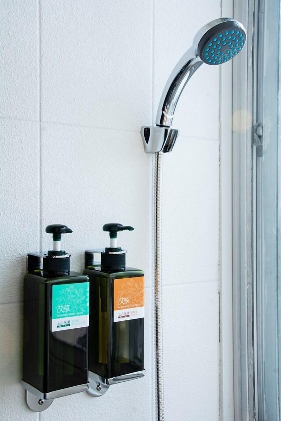 Standard Double Room | Bathroom shower