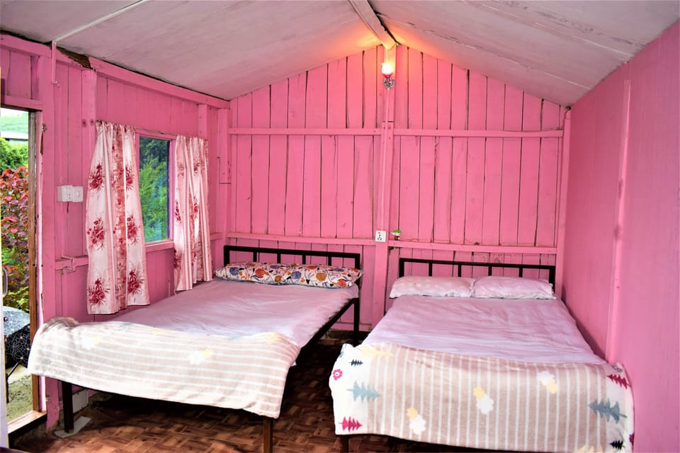 Soundproofing, free WiFi