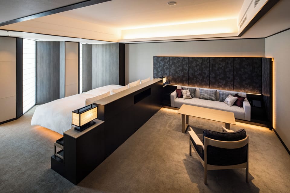 Premium bedding, pillowtop beds, minibar, in-room safe
