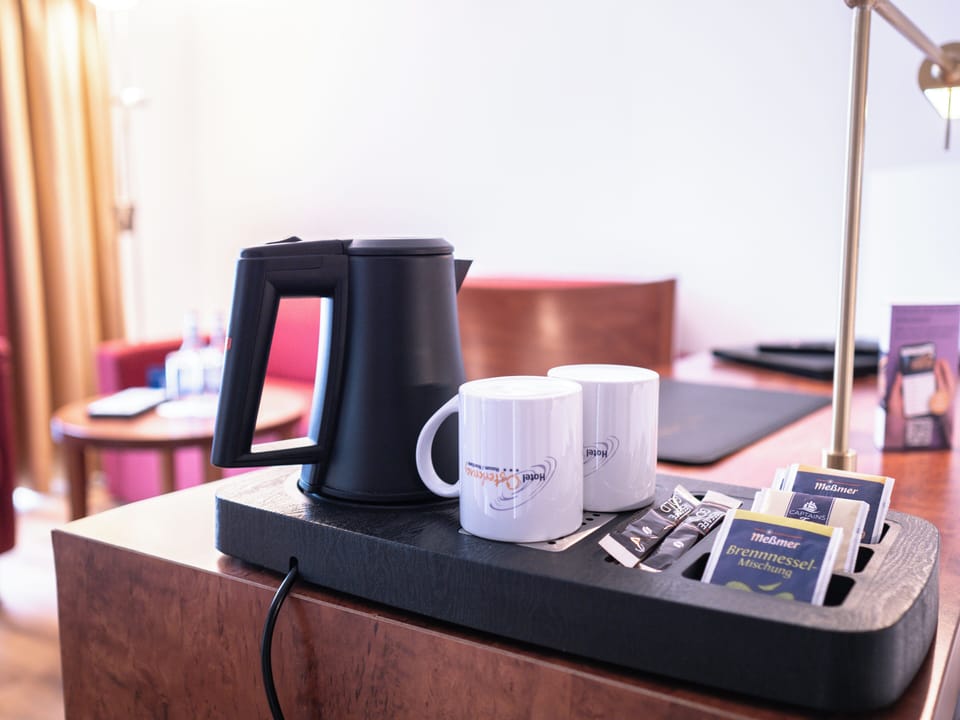 Comfort Double Room | Hypo-allergenic bedding, in-room safe, desk, laptop workspace