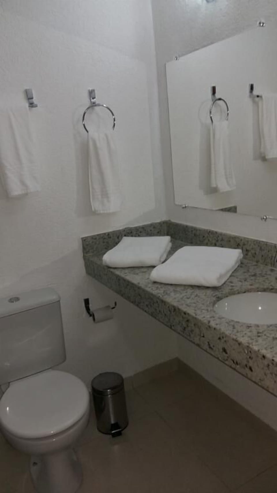 Double Room | Bathroom | Shower, towels