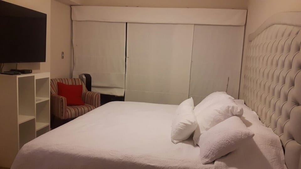 Habitacin cama King - GL Apts, rent Upper Pardo Miraflores