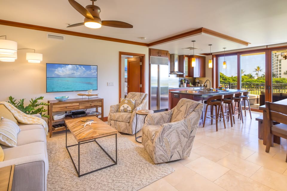Enjoy our fully remodeled (September 2019) villa.