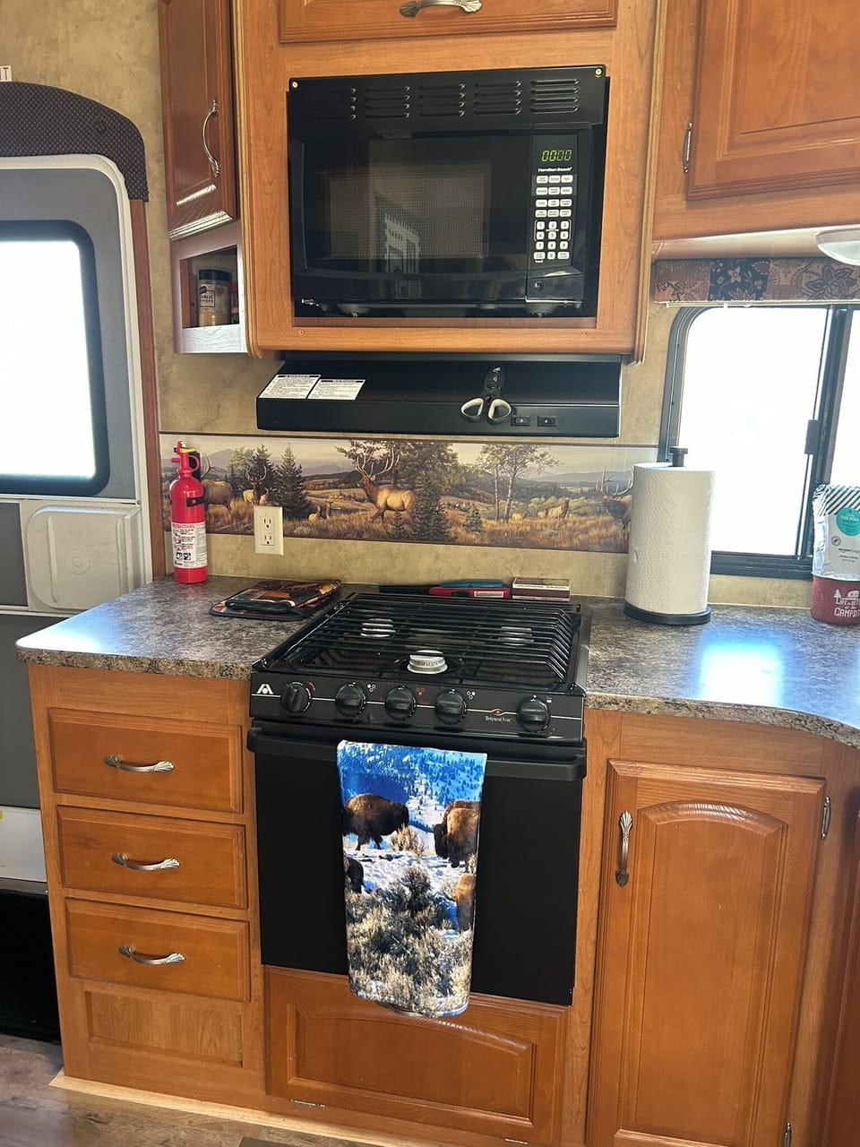 kitchen/stove
