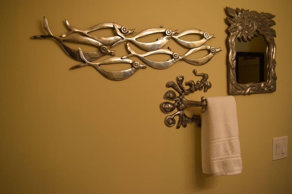 Fun Artistic Details. 