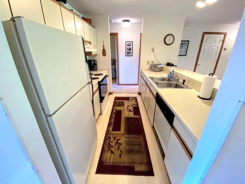 Convenient accessible kitchen
