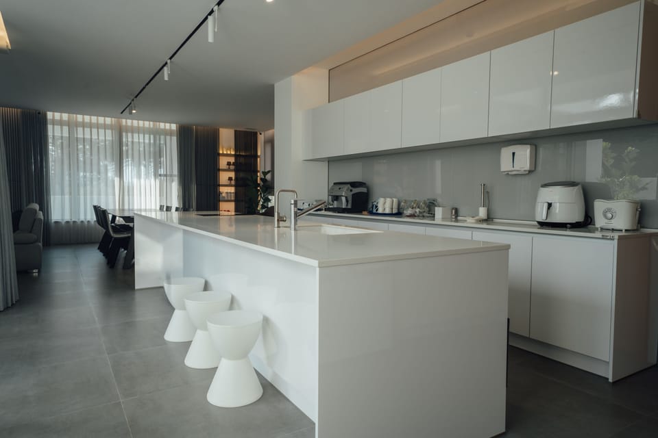 Shared fridge, electric kettle