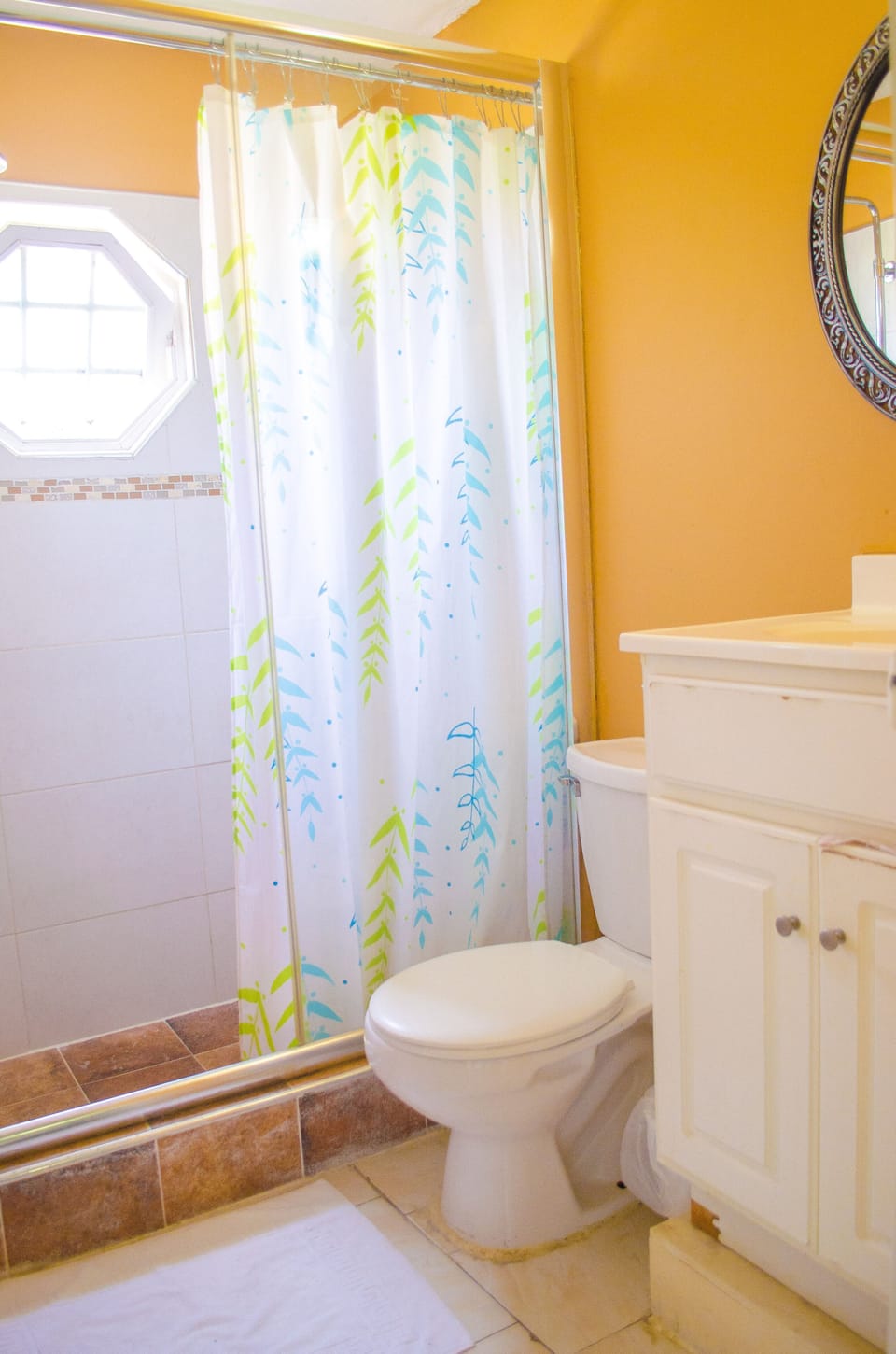 Centrally located Oakland Guest Apartment I Apartment in Kingston