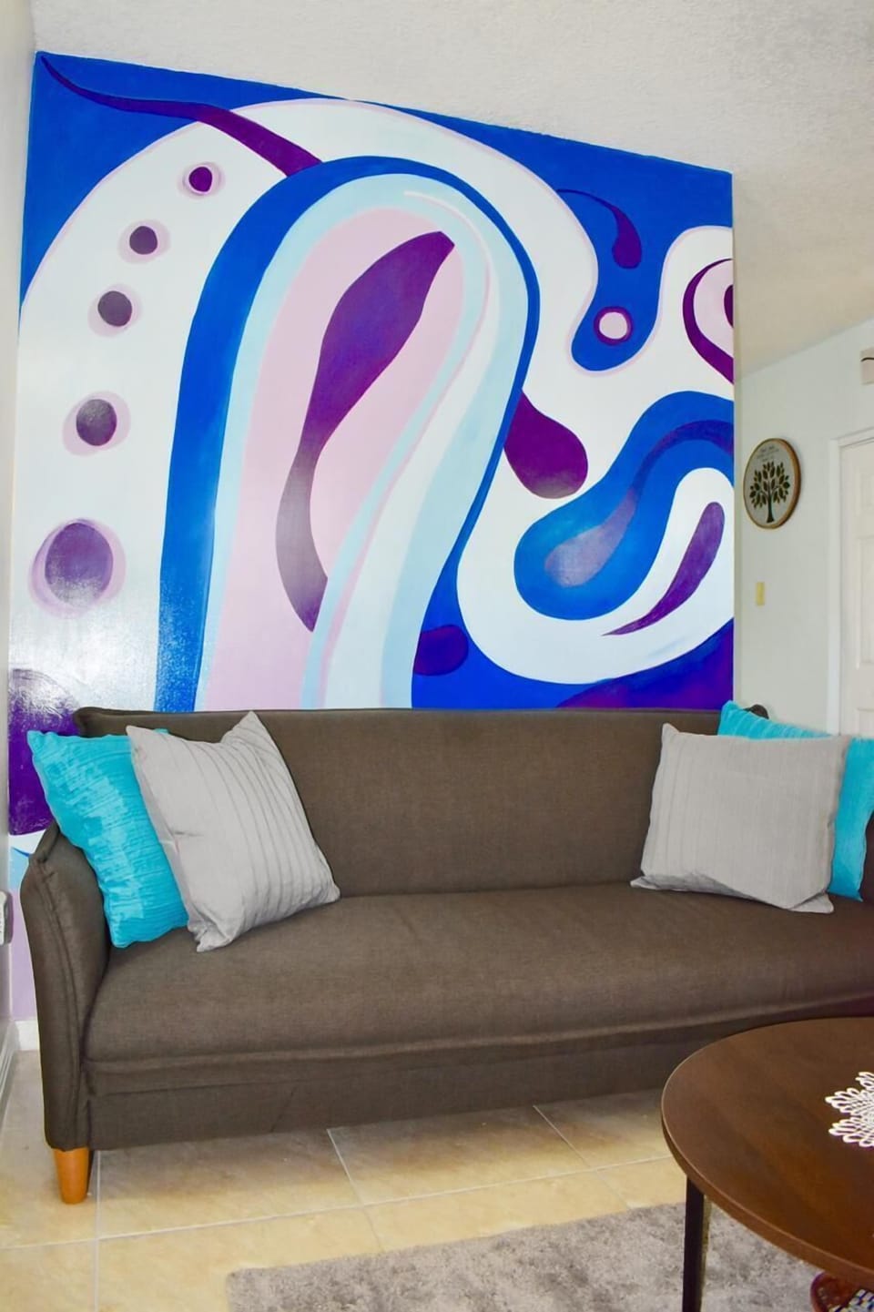 Signature Apartment, 1 Queen Bed, Non Smoking, City View | Living area | 50-inch flat-screen TV with cable channels, TV, DVD player
