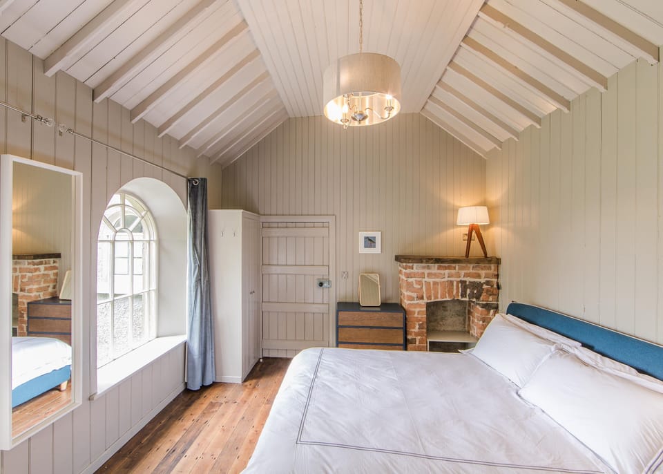 "The Session House" panelled bedroom