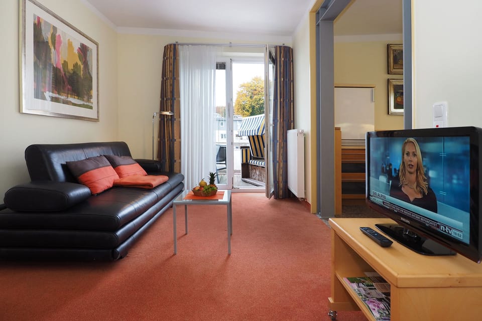 Condo, 2 Bedrooms, Annex Building | Premium bedding, in-room safe, blackout drapes, soundproofing