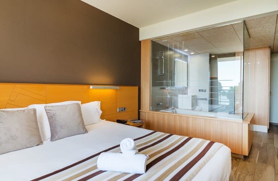 Double Room, Jetted Tub, Sea View | Jetted tub
