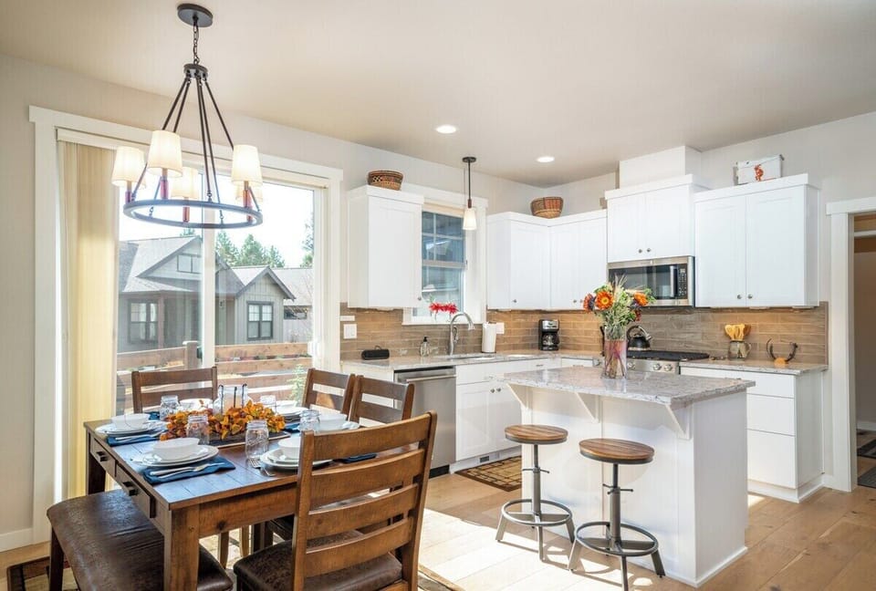 Gourmet Kitchen