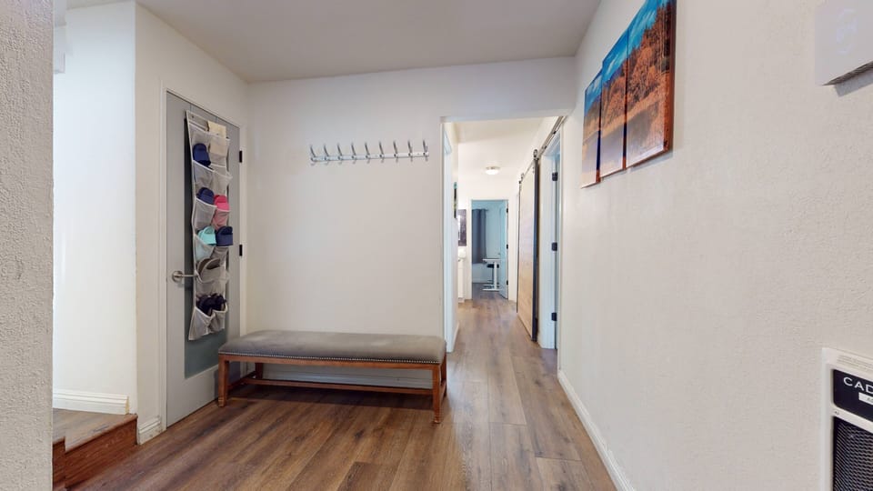 Condo, 4 Bedrooms | Interior