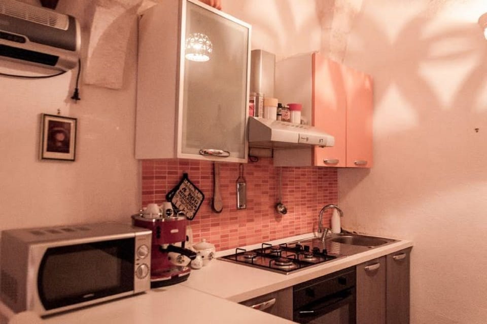 Apartment, 2 Bedrooms, Non Smoking | Private kitchen | Fridge, oven, stovetop, espresso maker