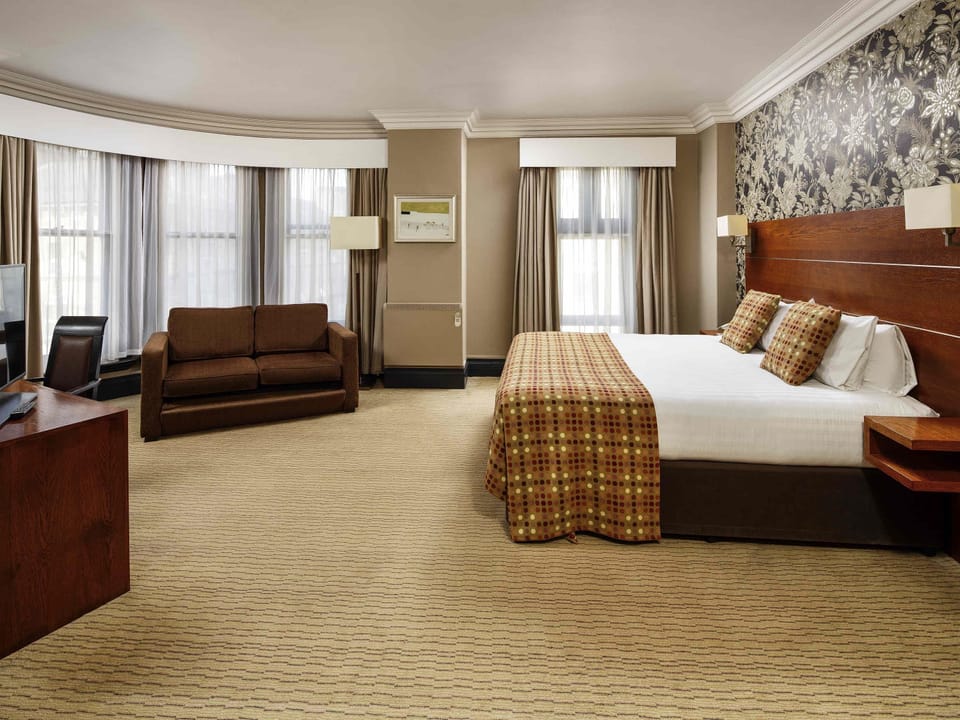 Egyptian cotton sheets, premium bedding, down comforters