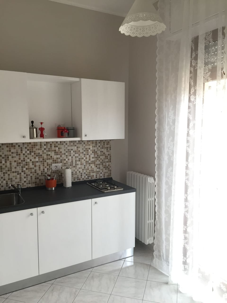 Deluxe Apartment, 1 Queen Bed with Sofa bed, Kitchen | Private kitchenette | Fridge, microwave, coffee/tea maker
