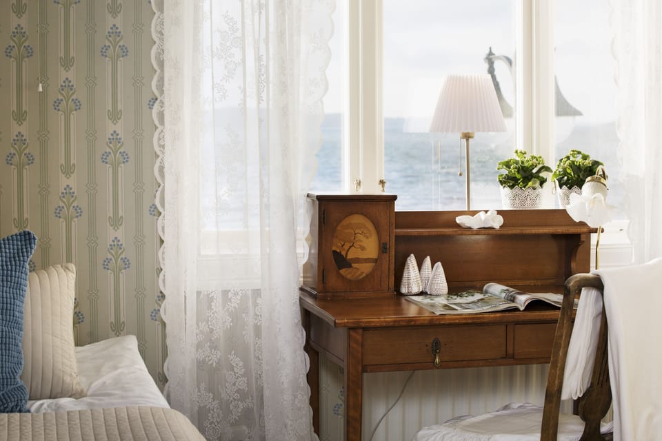 Double Room, Double Bed 140 cm, Sea View | Individually decorated, individually furnished, iron/ironing board