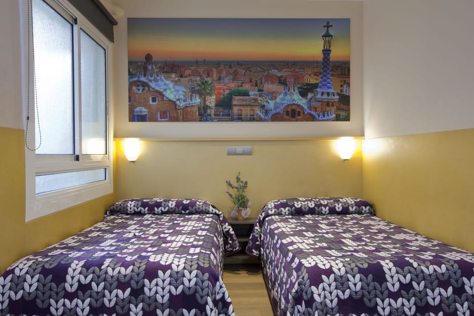 Double Room | In-room safe, blackout drapes, free WiFi, bed sheets