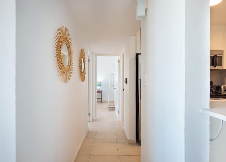 Hallway to bedrooms