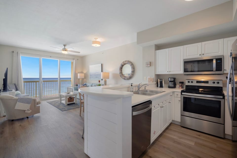 Open floor plan.