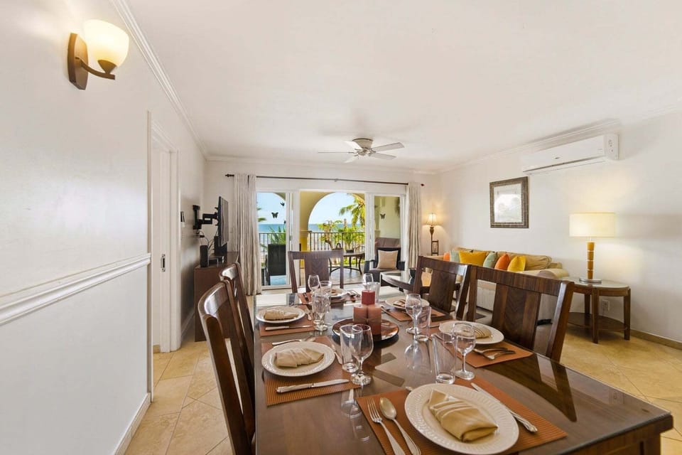 Sapphire Beach 209 - Fine dining Island style