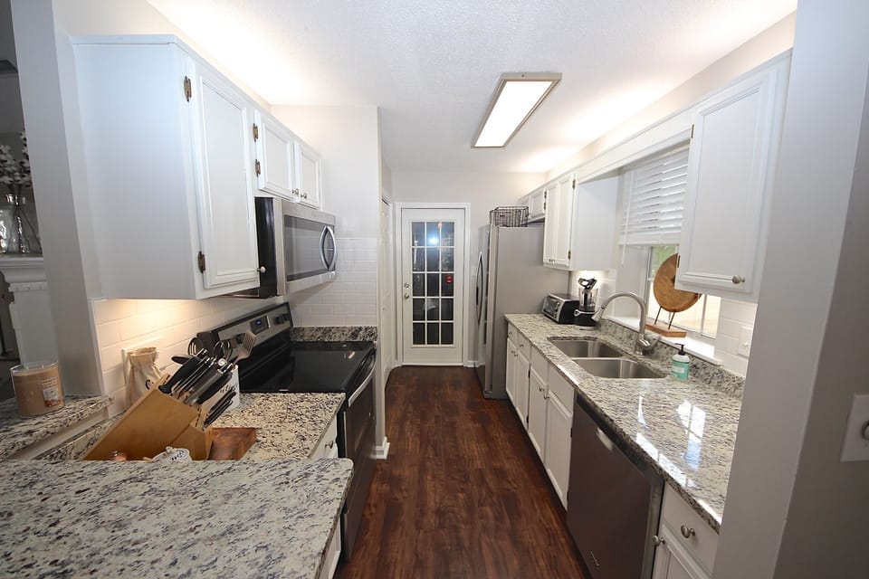 Brand new updated Kitchen 