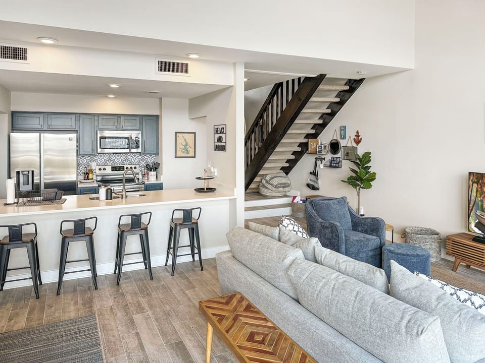 Open living, kitchen and dining area
