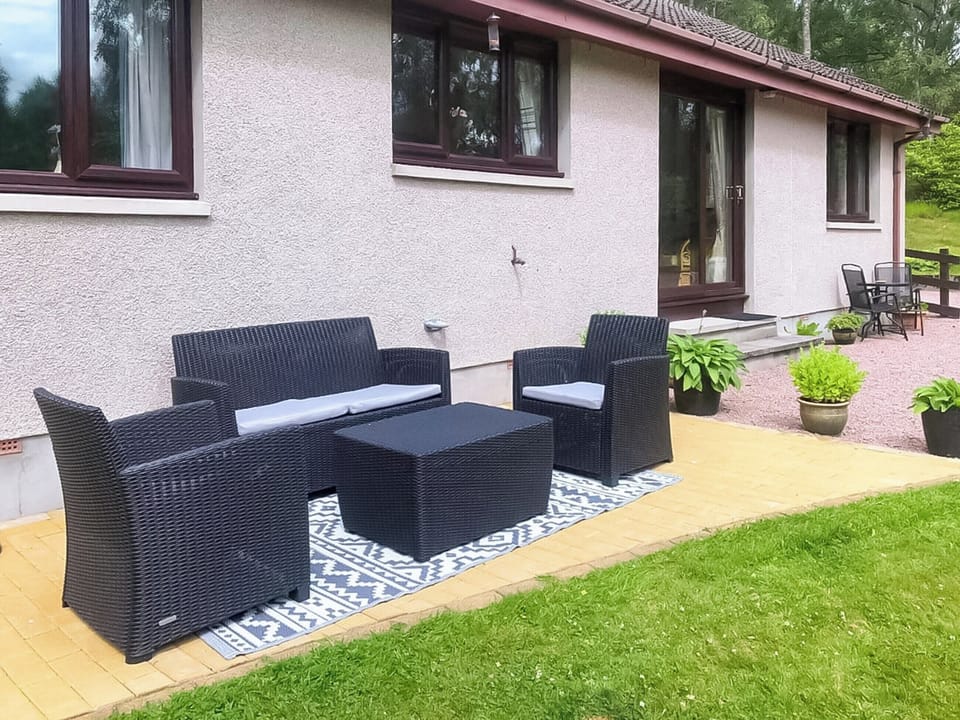 Sitting-out-area | The Birches, Ardclach, near Nairn