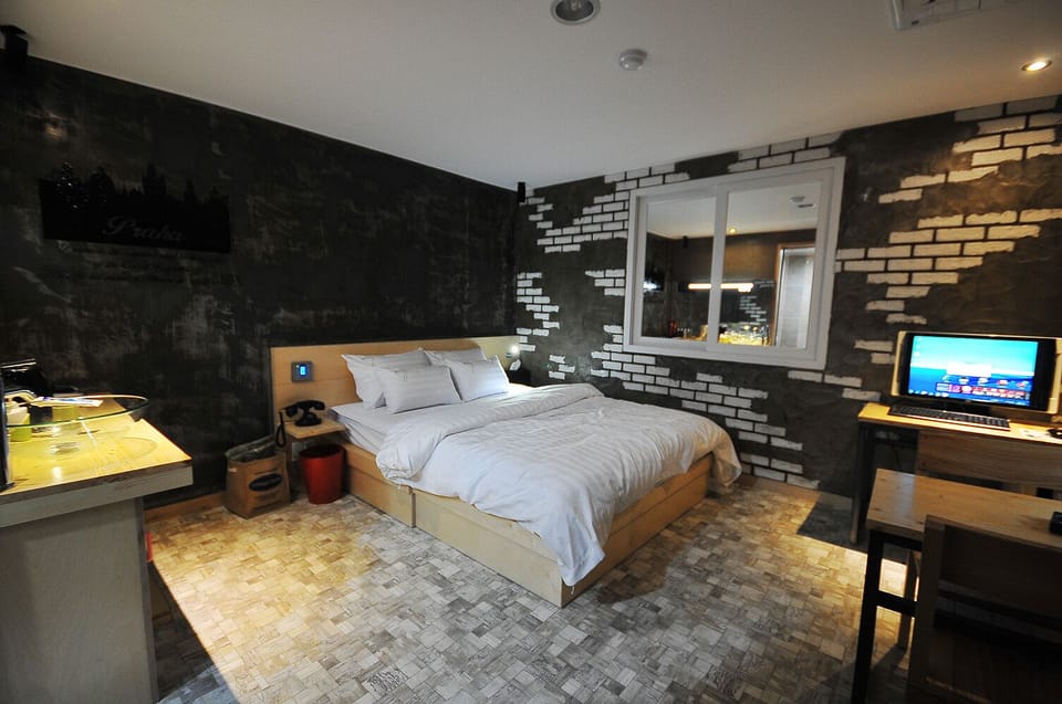 Standard Room | Soundproofing, free WiFi