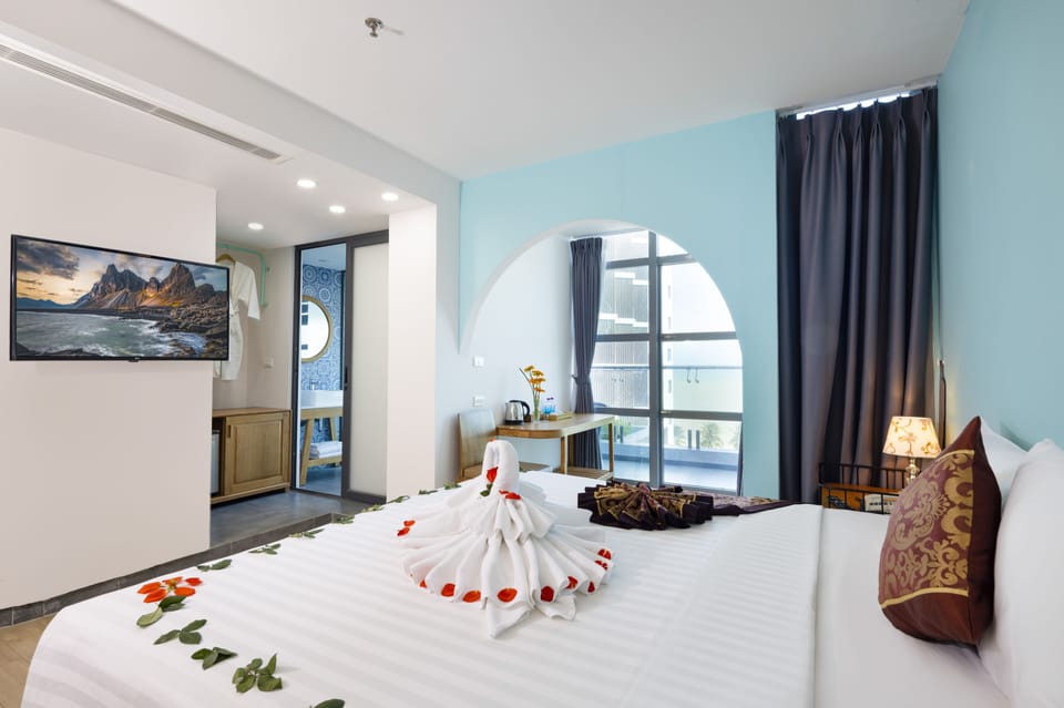 Classic Suite, Sea View | View from room