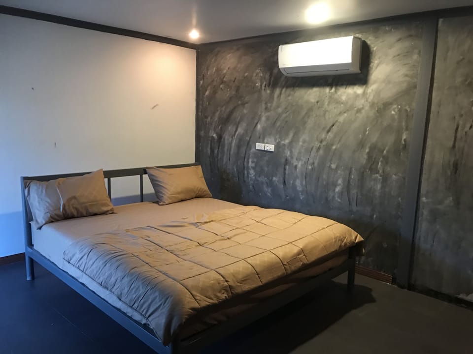 Family Room | Free rollaway beds, free WiFi