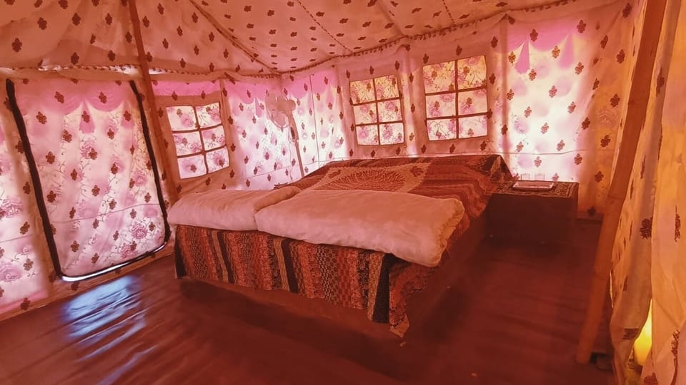 Deluxe Tent