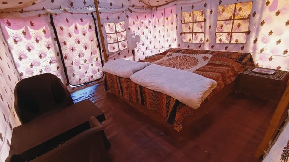 Deluxe Tent