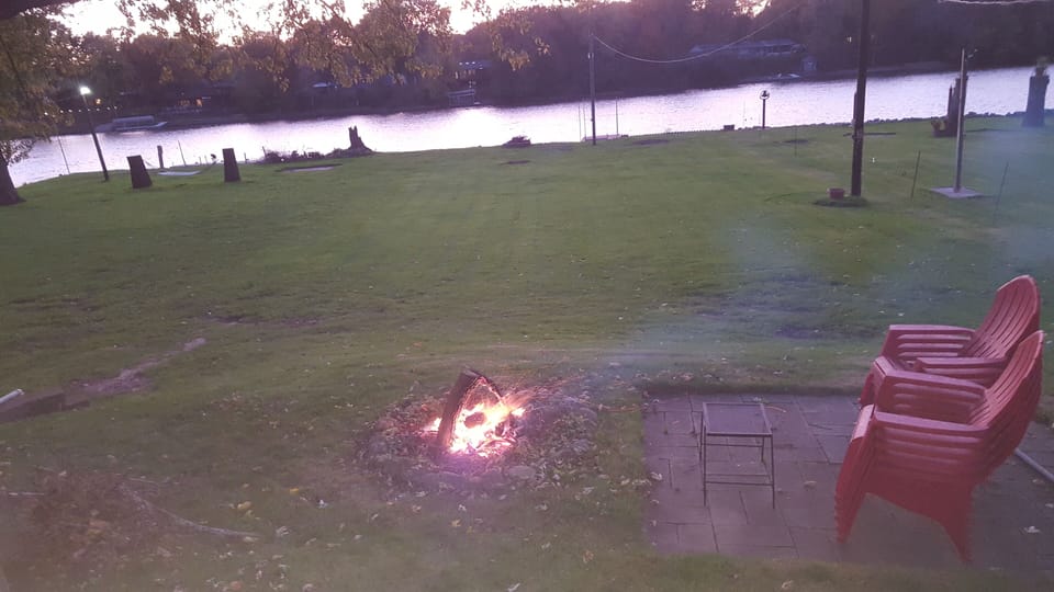 SMores by the Fire...Great Quality Time with Your Loved ones 