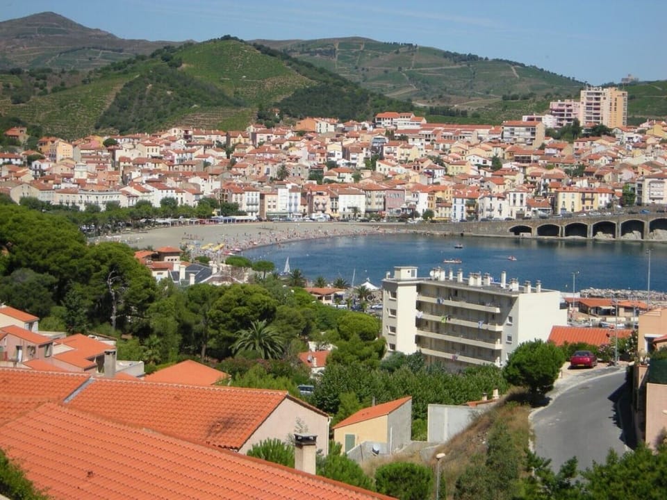 APARTMENT T3 in villa 4 faces in BANYULS on sea PARKING CLOS House in Alt Empordà