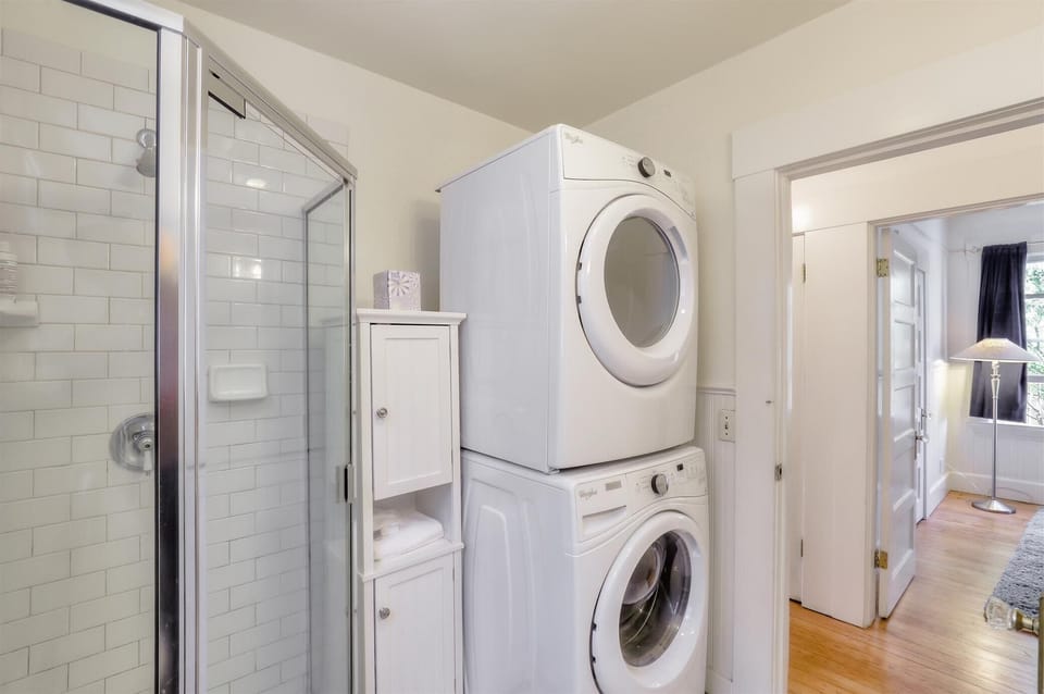 Washer & Dryer