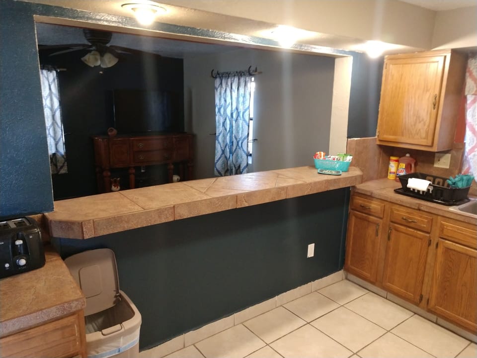 Breakfast Bar