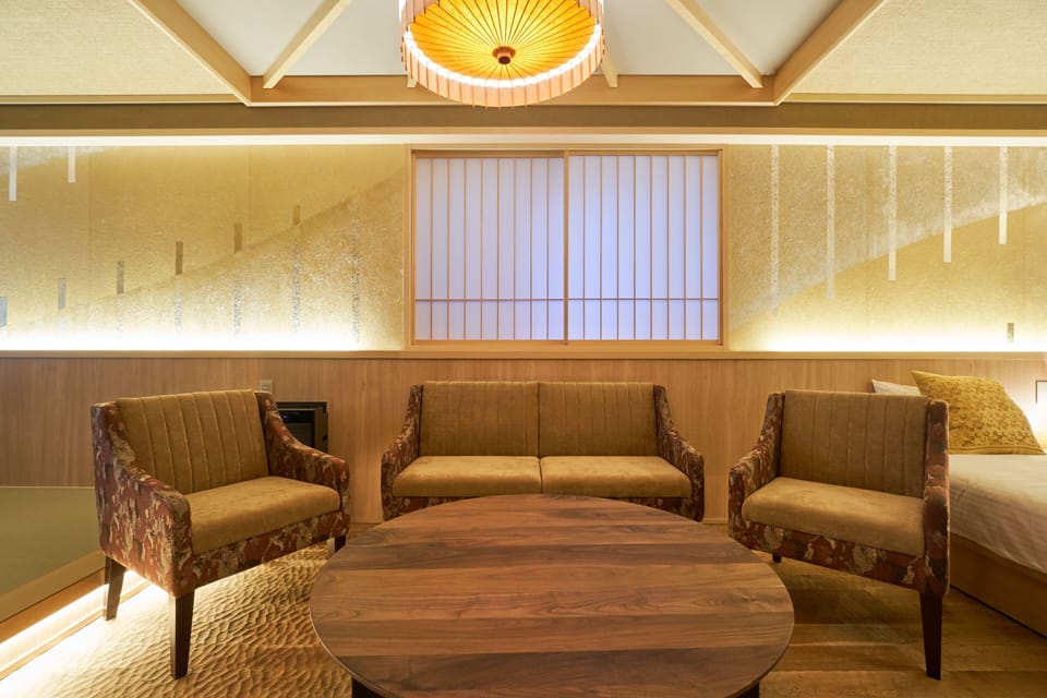 Premium Room, Non Smoking | Desk, WiFi (free), bed sheets