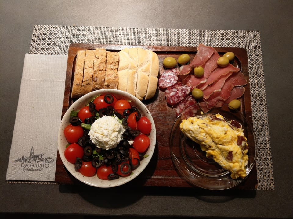 Breakfast meal