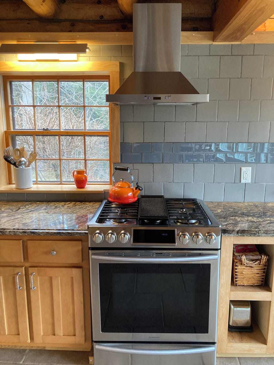 The new gas range has five burners. How many pancakes can you cook at once?