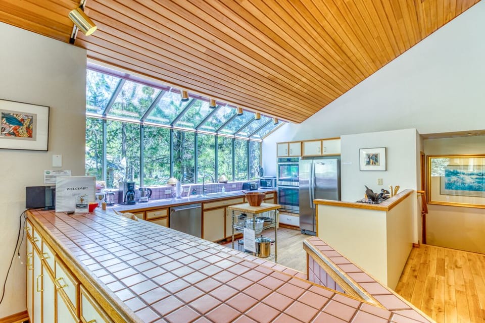 Lots of counterspace and a mobile butcher block island.  A pleasure to cook in!