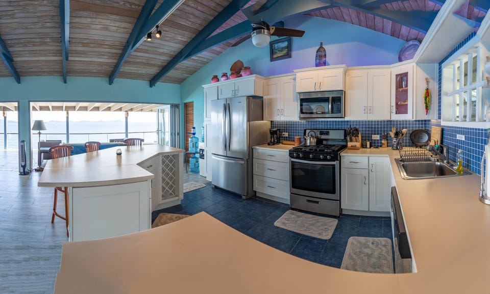 Open planned kitchen 