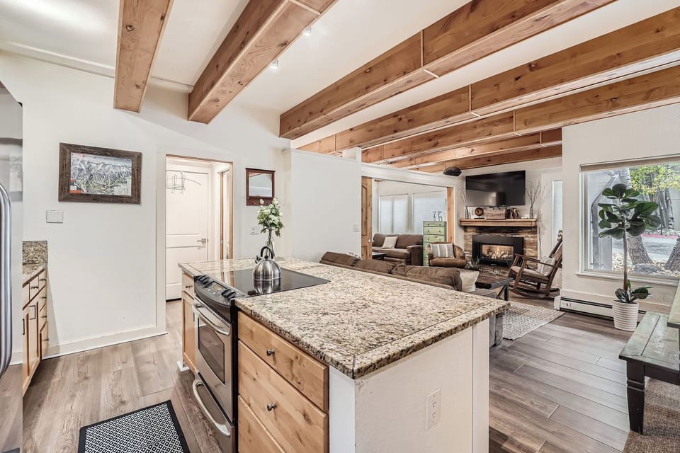 705 Snowberry Lane, #B8 - Web Quality - 011 - 11 Kitchen