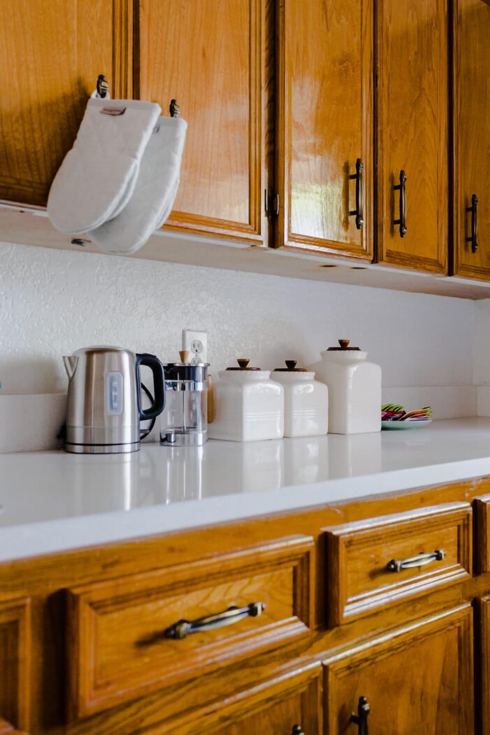 Sparkling Clean and Well-equipped Kitchen